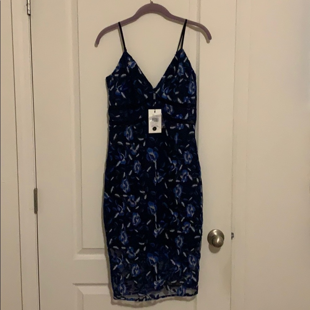 Bardot lace floral dress small